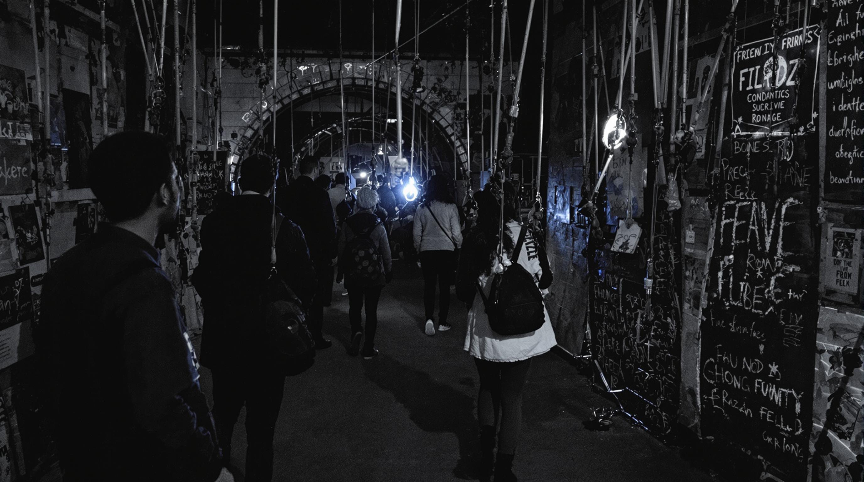author-banner-img